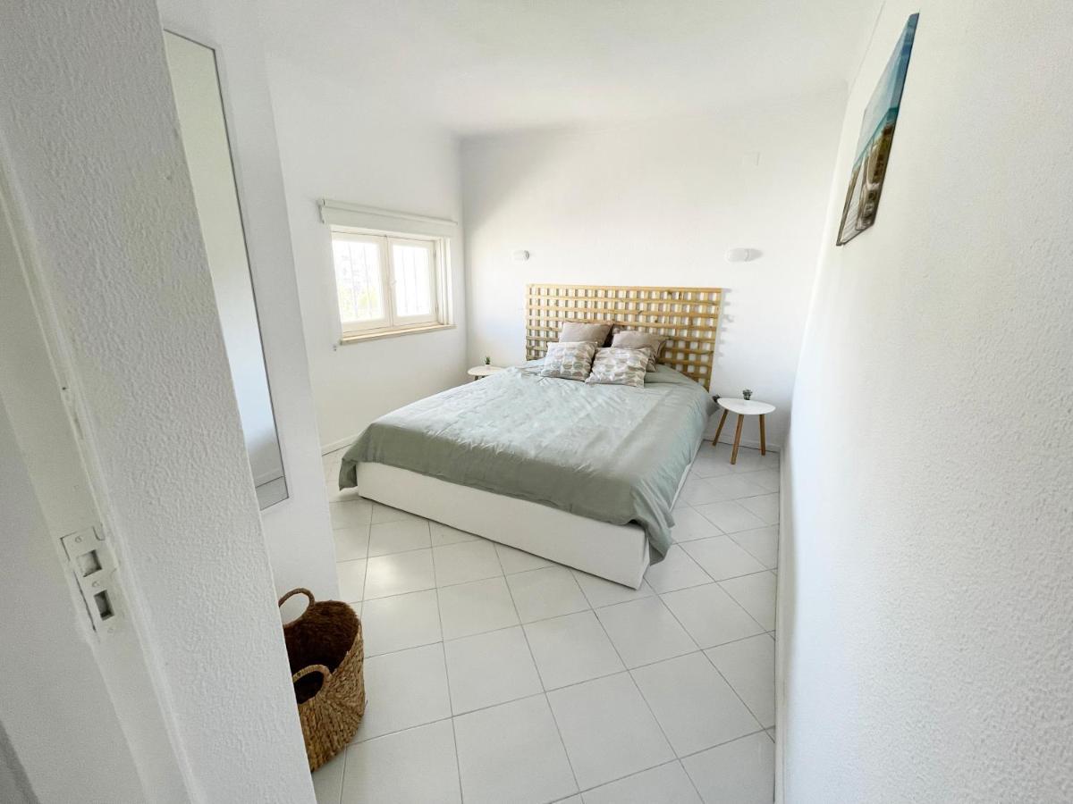 Panoramic Seaview - 2 Bedroom, Main Ave, 15 Min Walk Beach, Workspace Albufeira Kültér fotó