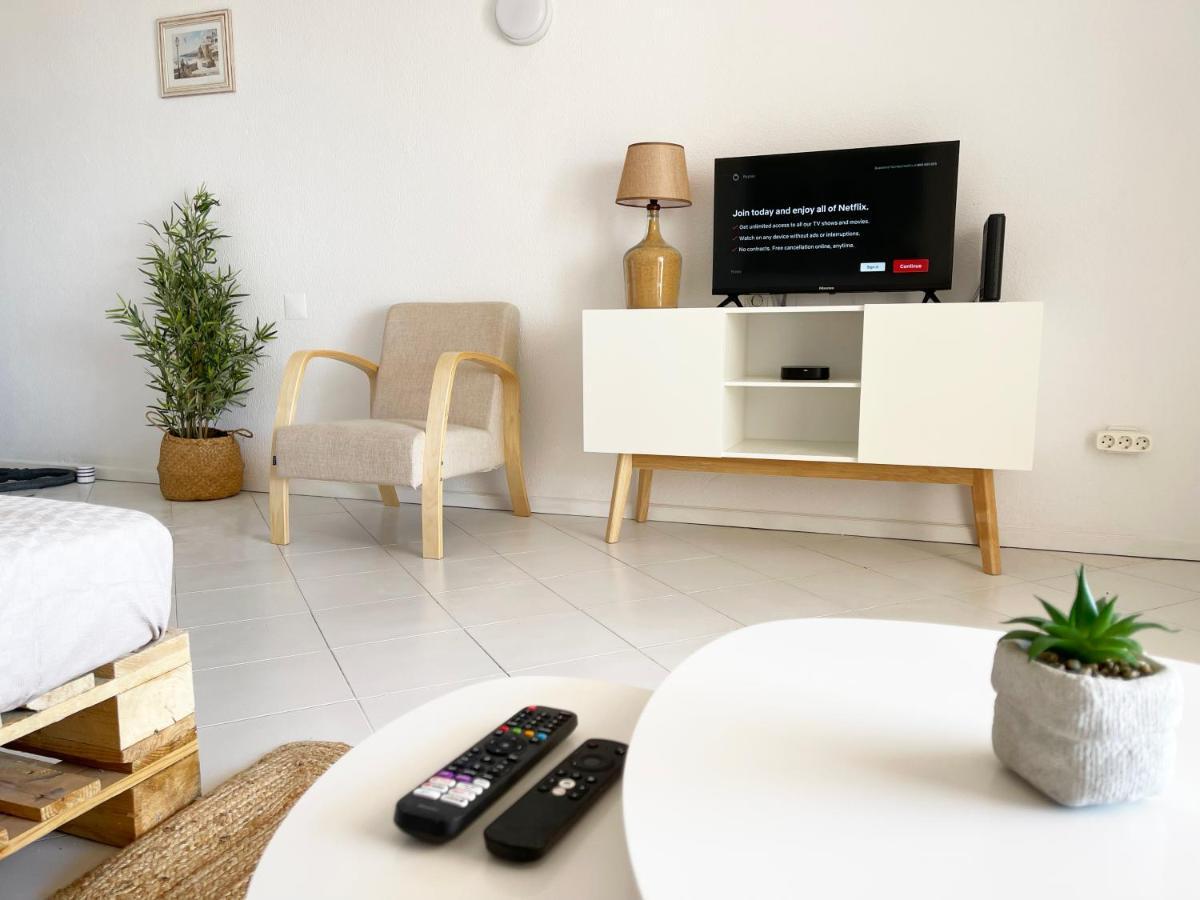 Panoramic Seaview - 2 Bedroom, Main Ave, 15 Min Walk Beach, Workspace Albufeira Kültér fotó